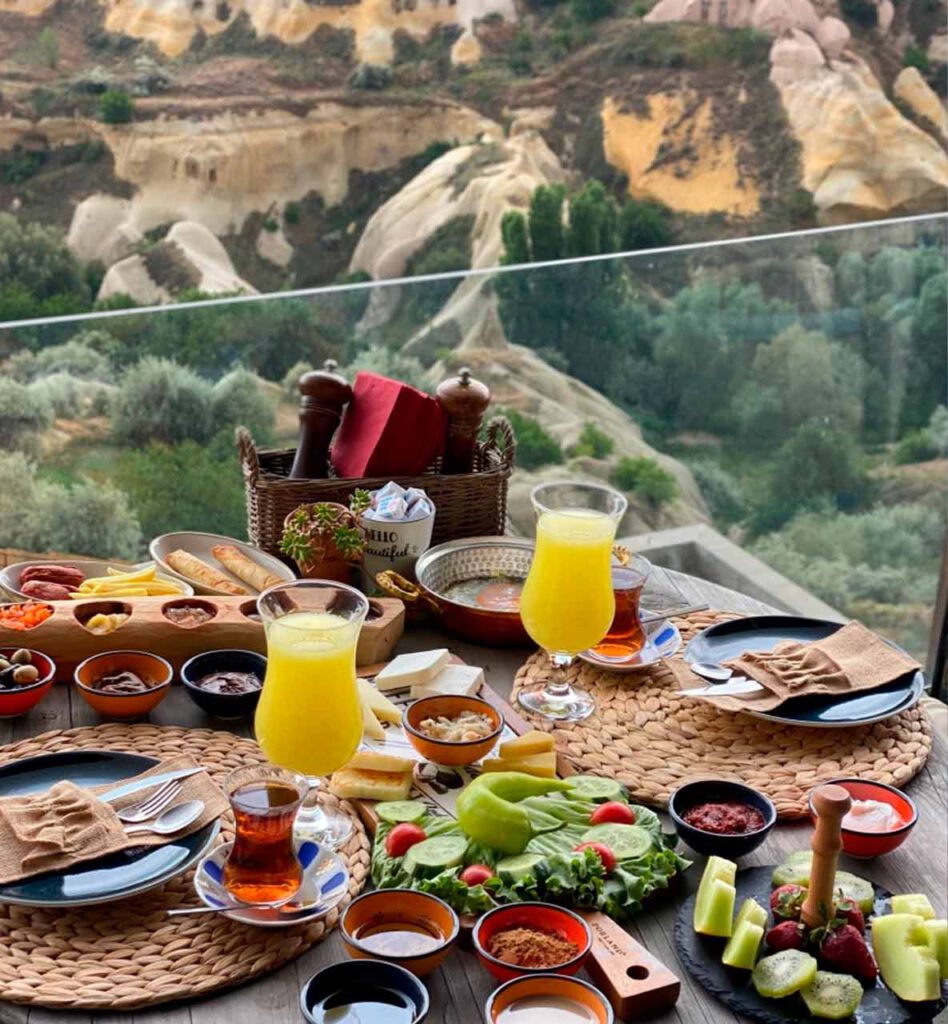 Завтрак на террасе Каппадокия