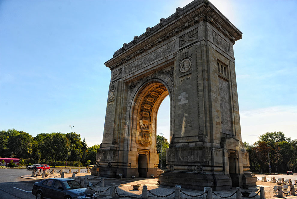 Триумфальная арка Бухарест
