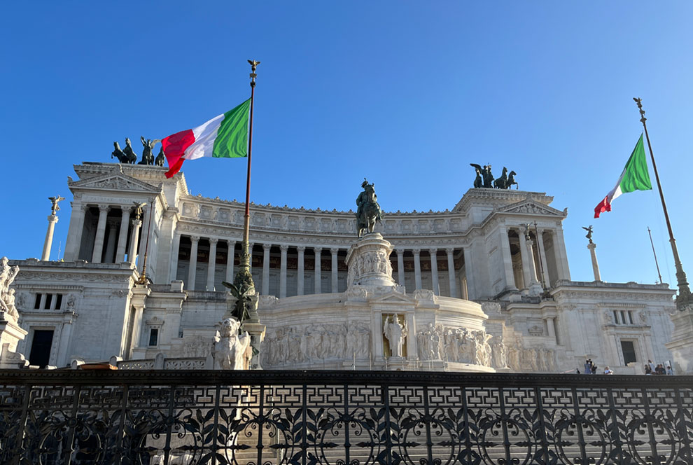 Памятник Витторио Эммануил в Риме