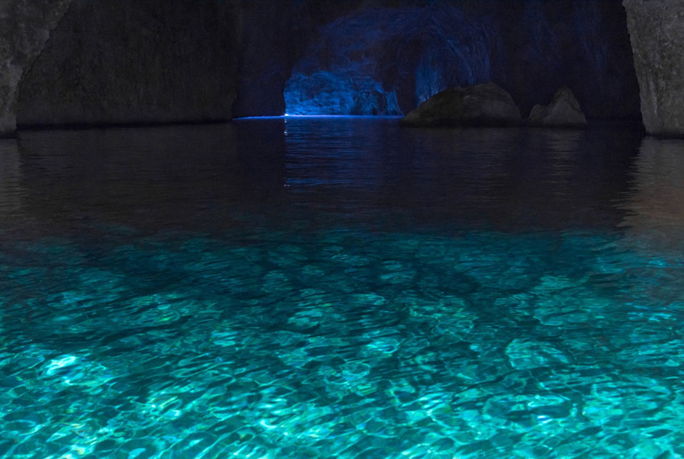 Голубая пещера Греция